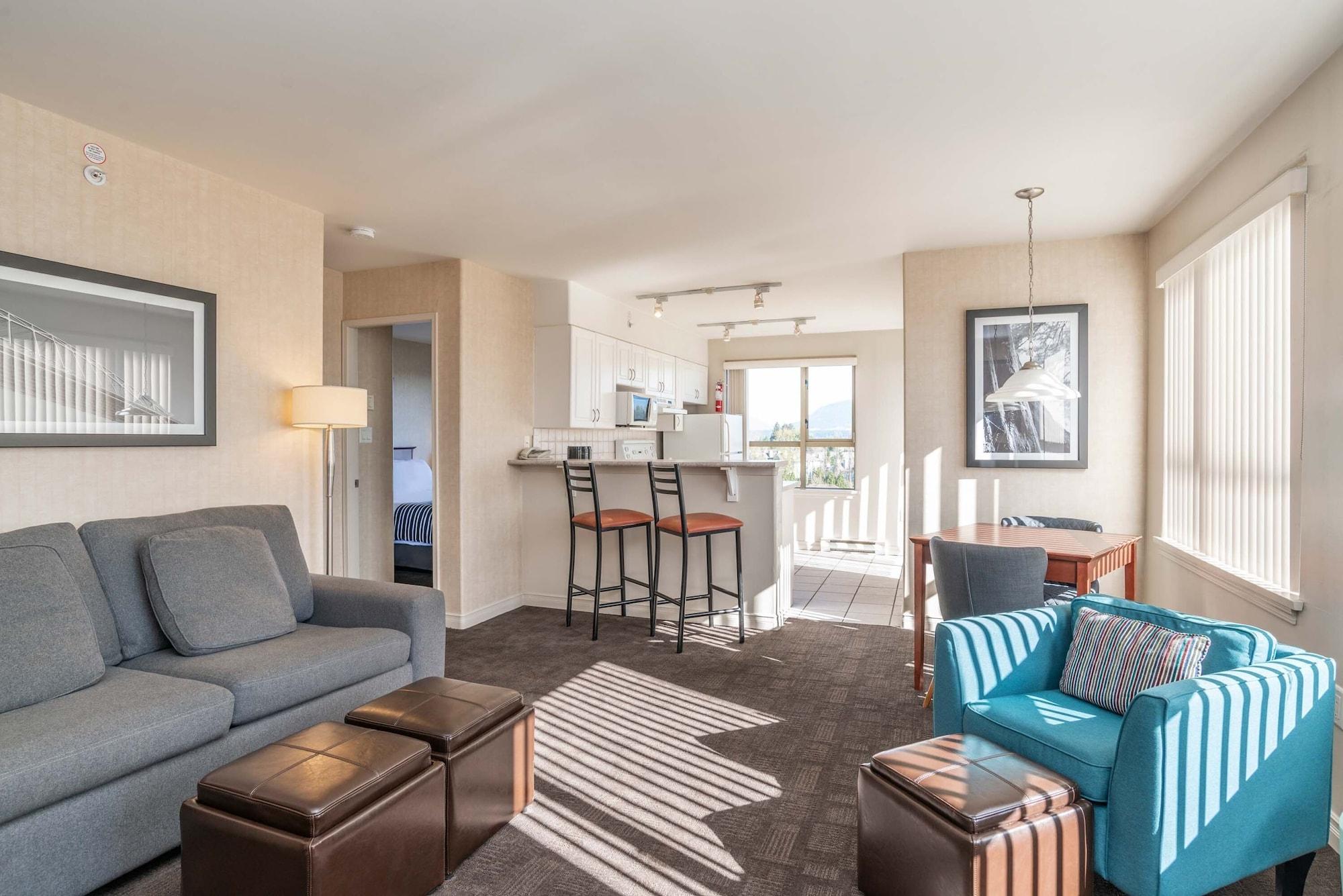 Sandman Suites Surrey - Guildford Екстер'єр фото