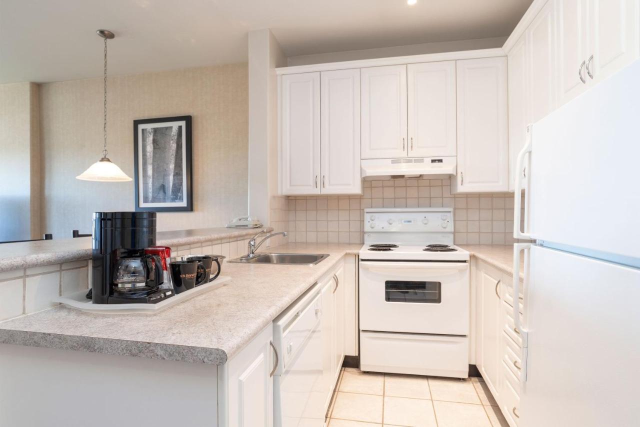Sandman Suites Surrey - Guildford Екстер'єр фото