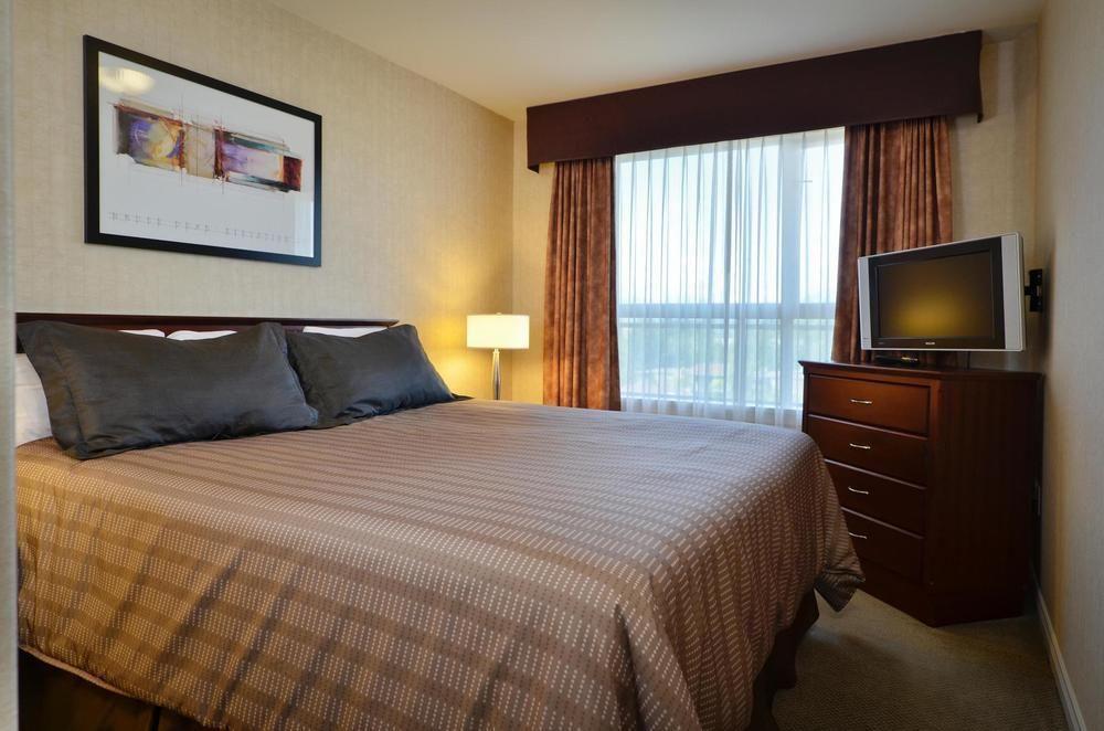 Sandman Suites Surrey - Guildford Екстер'єр фото