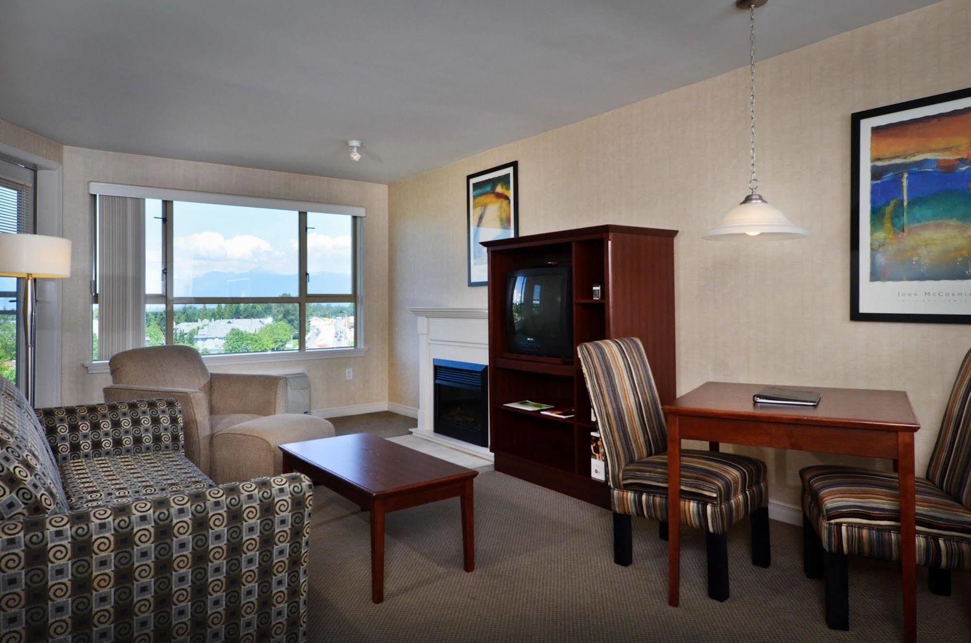 Sandman Suites Surrey - Guildford Екстер'єр фото